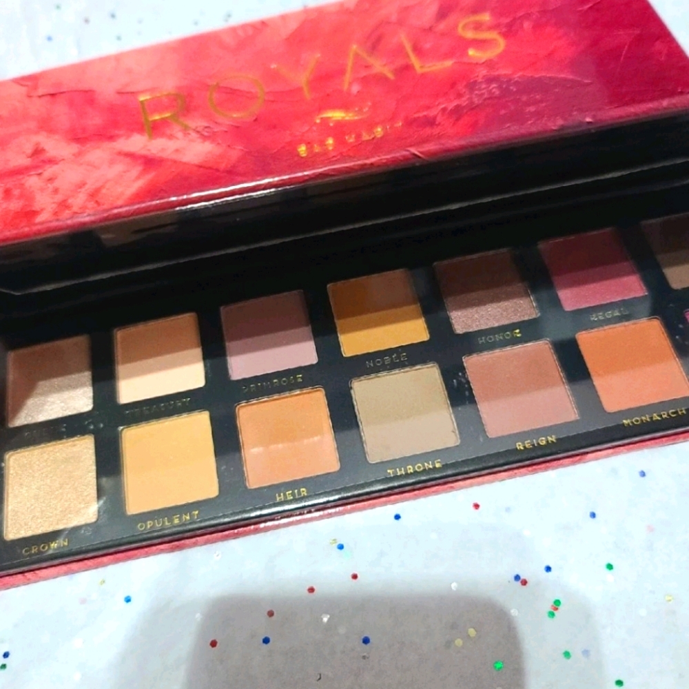 Royals eyeshadow Palette